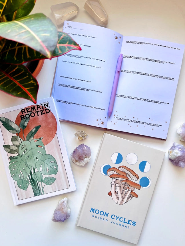 MOON CYCLES GUIDED JOURNAL