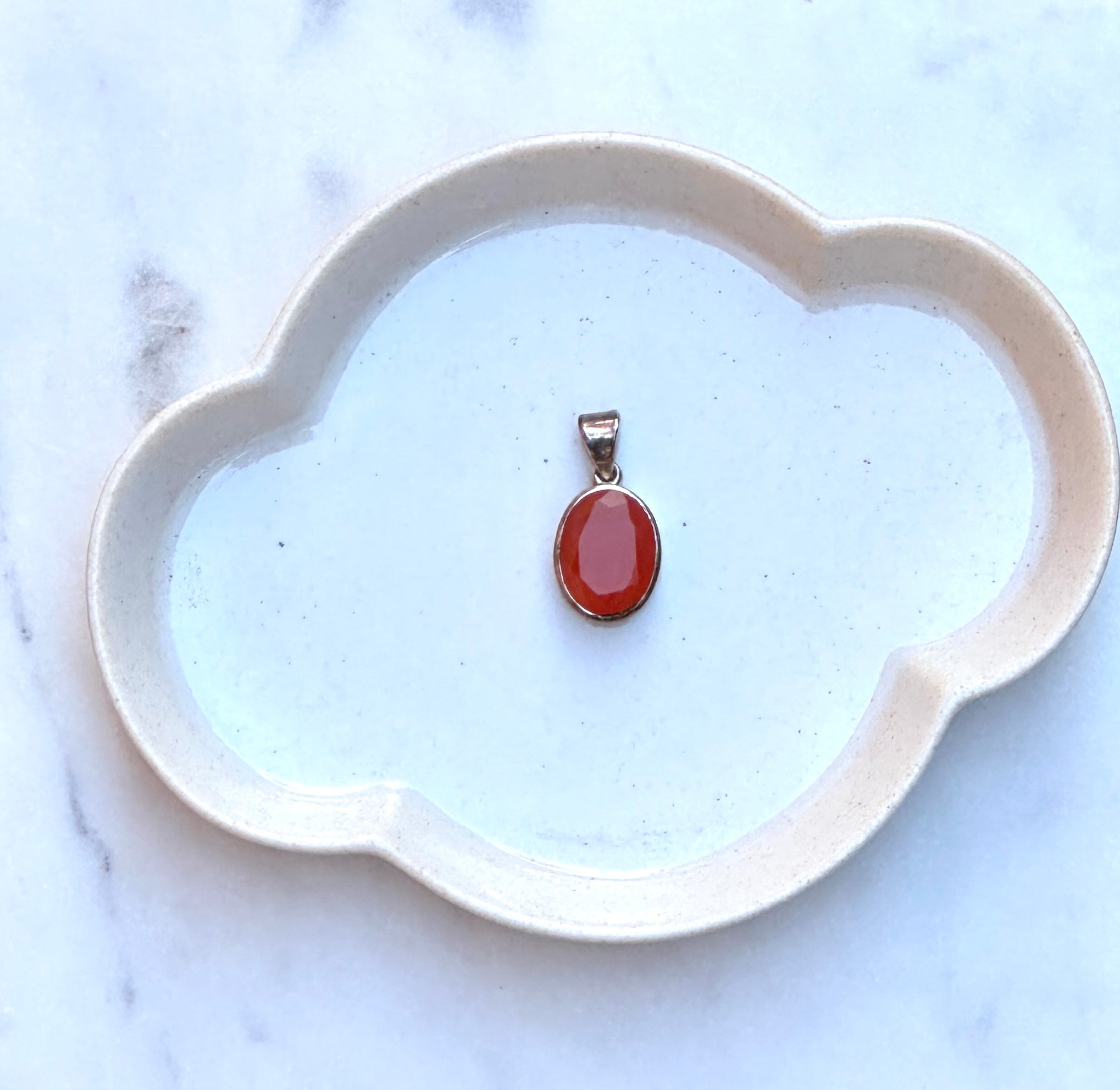 CARNELIAN PENDANT